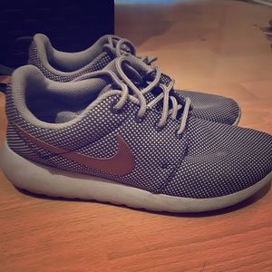 Nike Roshe Womens